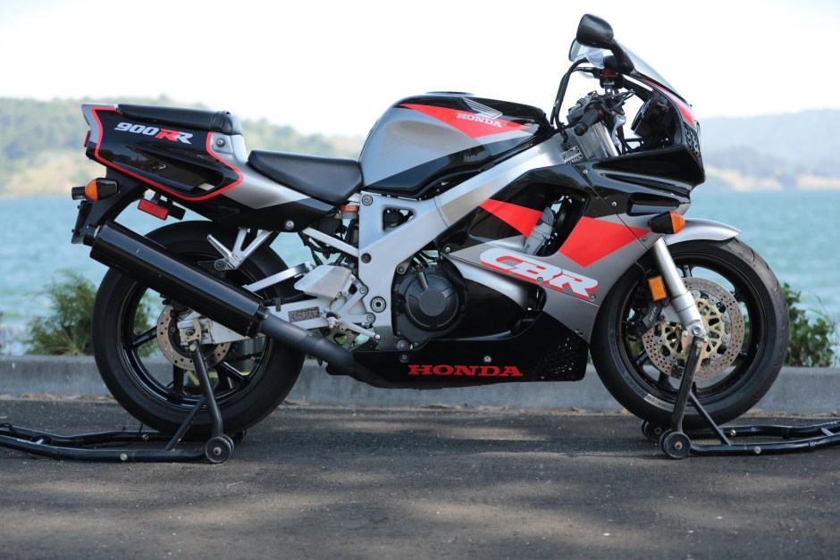 1993 Honda CBR sold at auction for $7,000