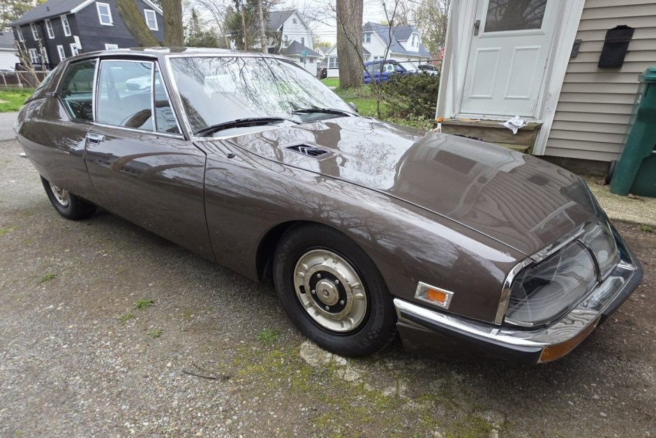 1973 Citroen SM sold at auction for $31,000
