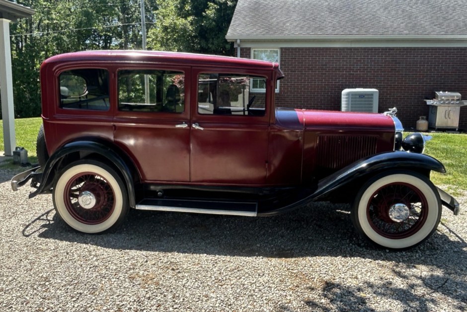 1932 Plymouth Deluxe sold at auction for $5,500