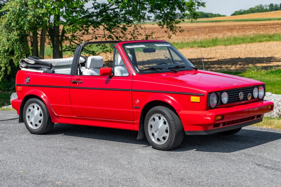 1992 Volkswagen Cabriolet sold at auction for $15,000