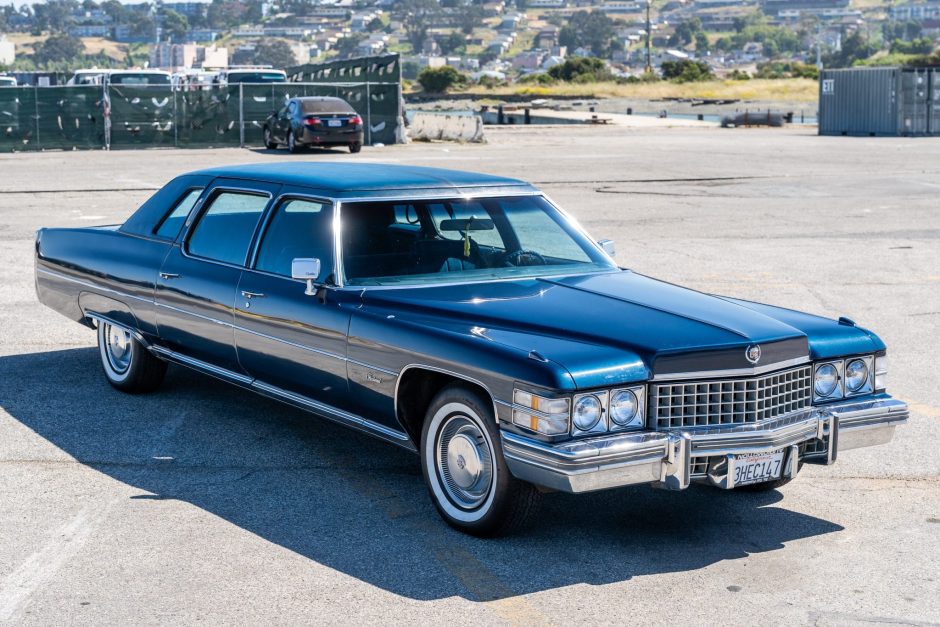 1974 Cadillac Fleetwood sold at auction for $13,000