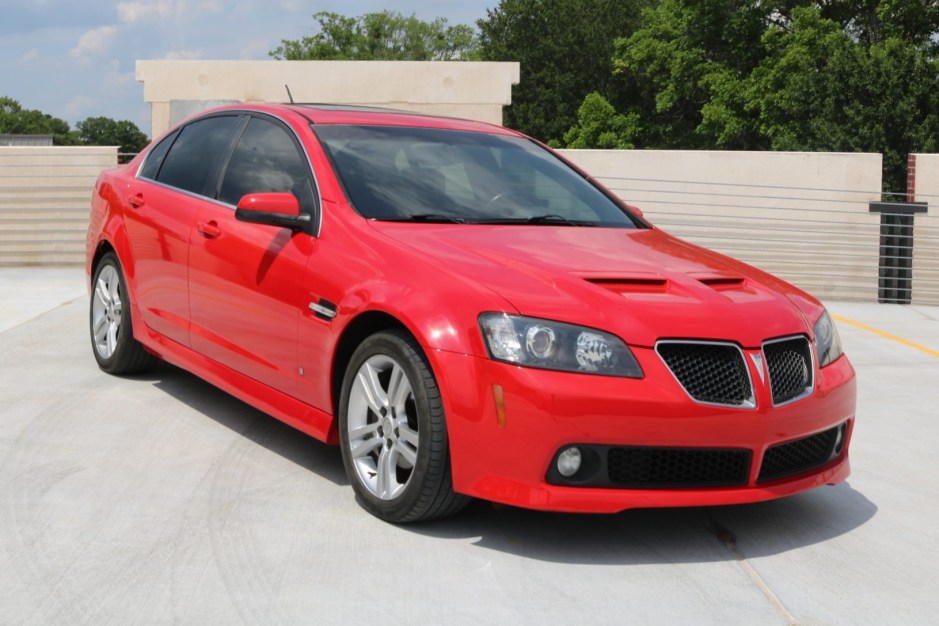2008 Pontiac G8 sold at auction for $5,800