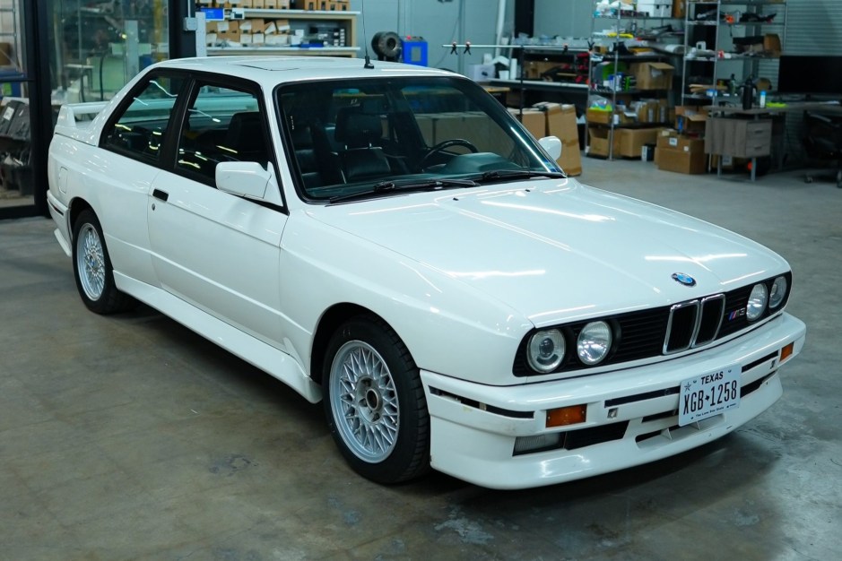 1990 BMW E30 M3 sold at auction for $60,005