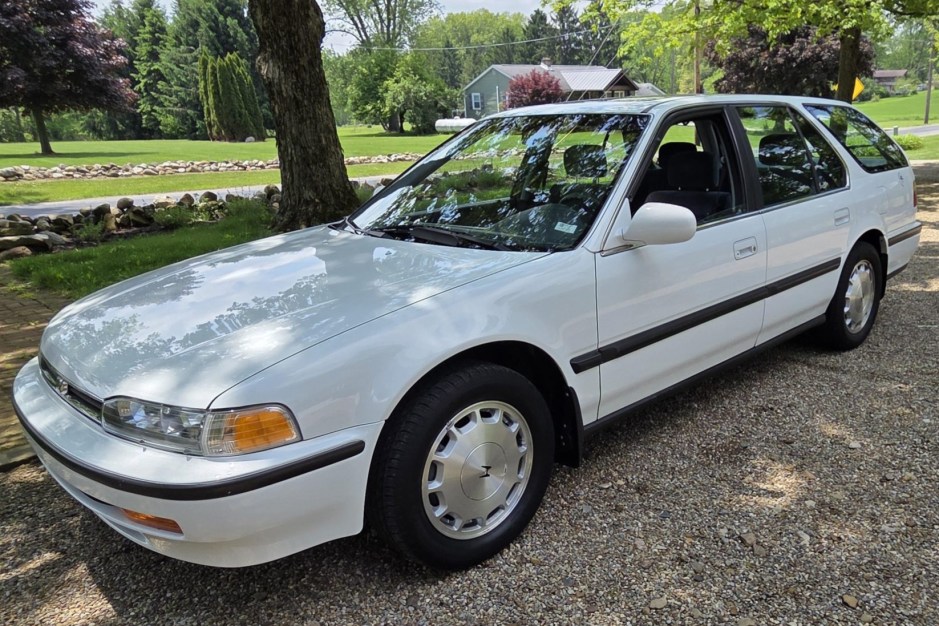 1992 Honda Accord sold at auction for $12,500
