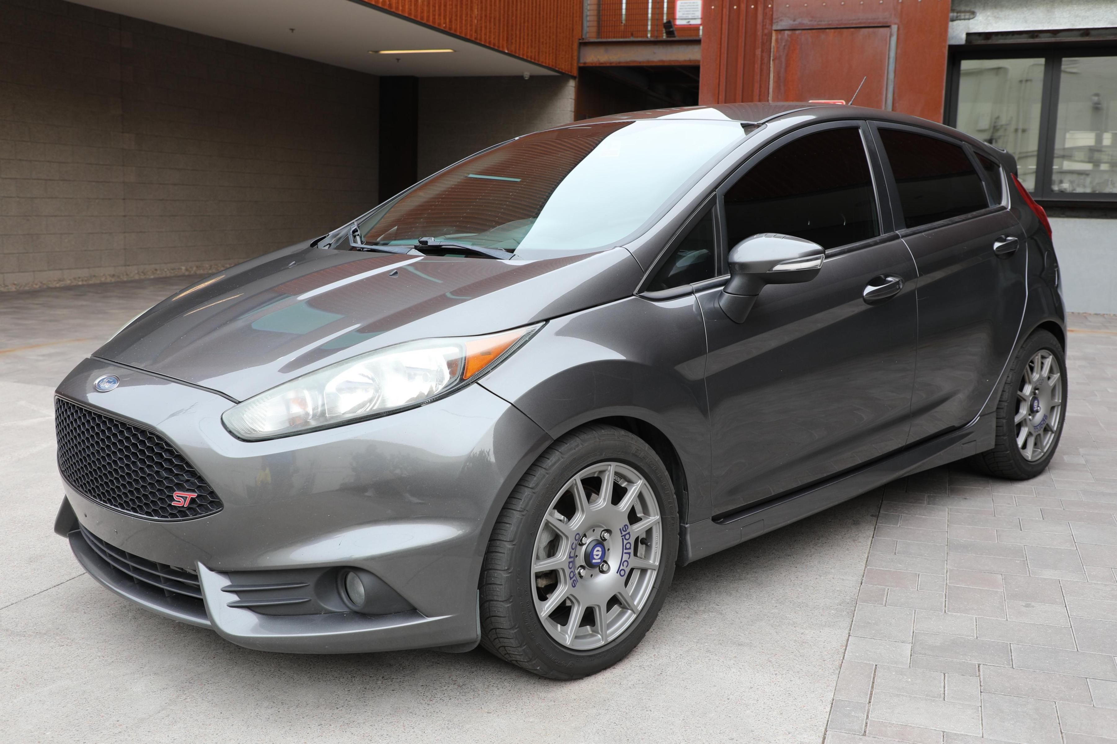 2016 Ford Fiesta sold at auction for $10,600