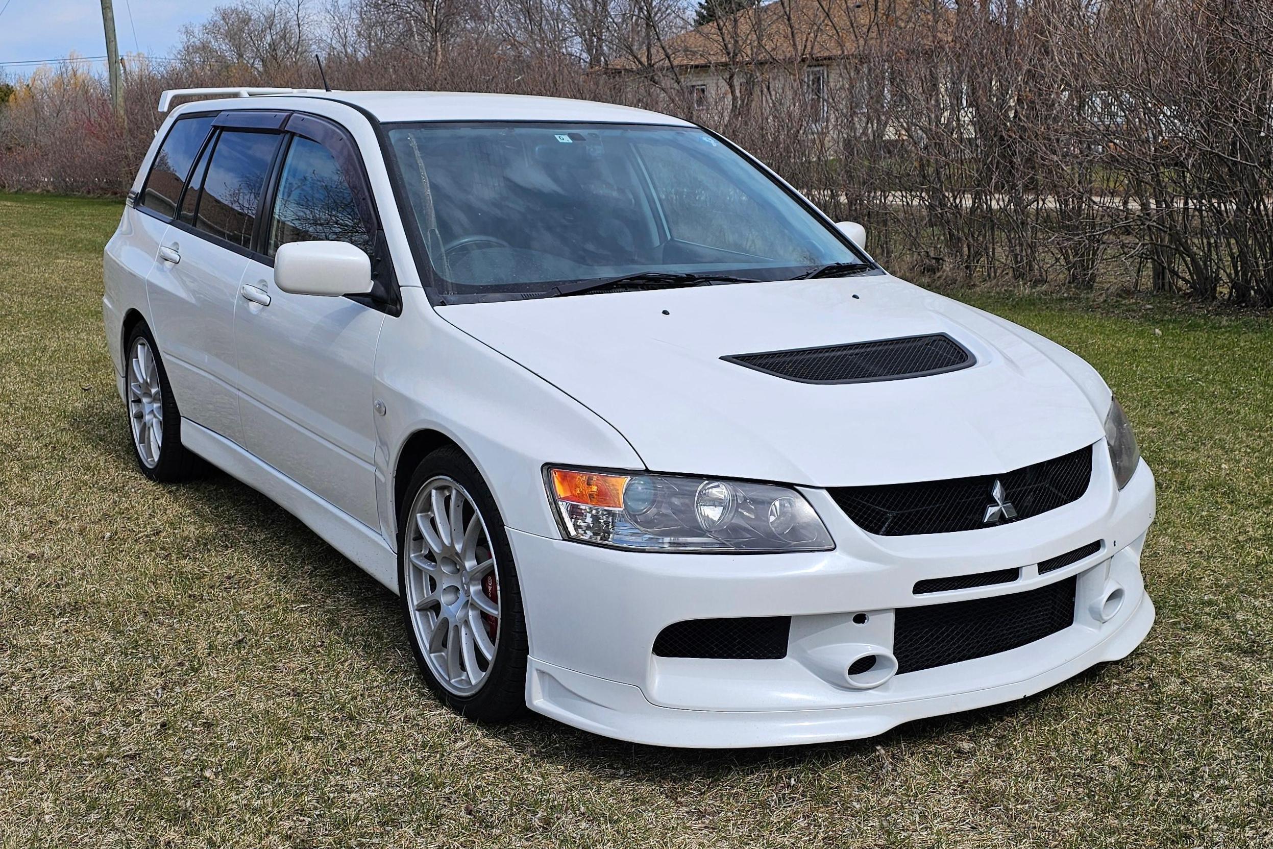 2006 Mitsubishi Lancer Evolution sold at auction for $17,000