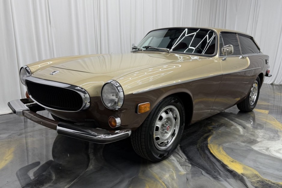 1973 Volvo 1800 sold at auction for $15,000