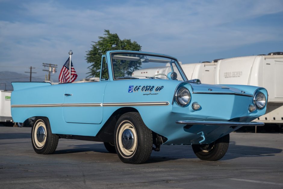 1965 Amphicar 770 sold at auction for $66,000