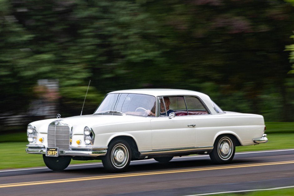 1965 Mercedes-Benz W111 Coupe & Cabriolet sold at auction for $26,000
