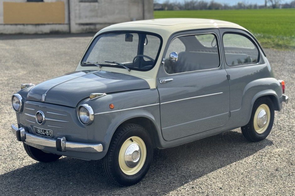 1957 Fiat 600 sold at auction for $7,750