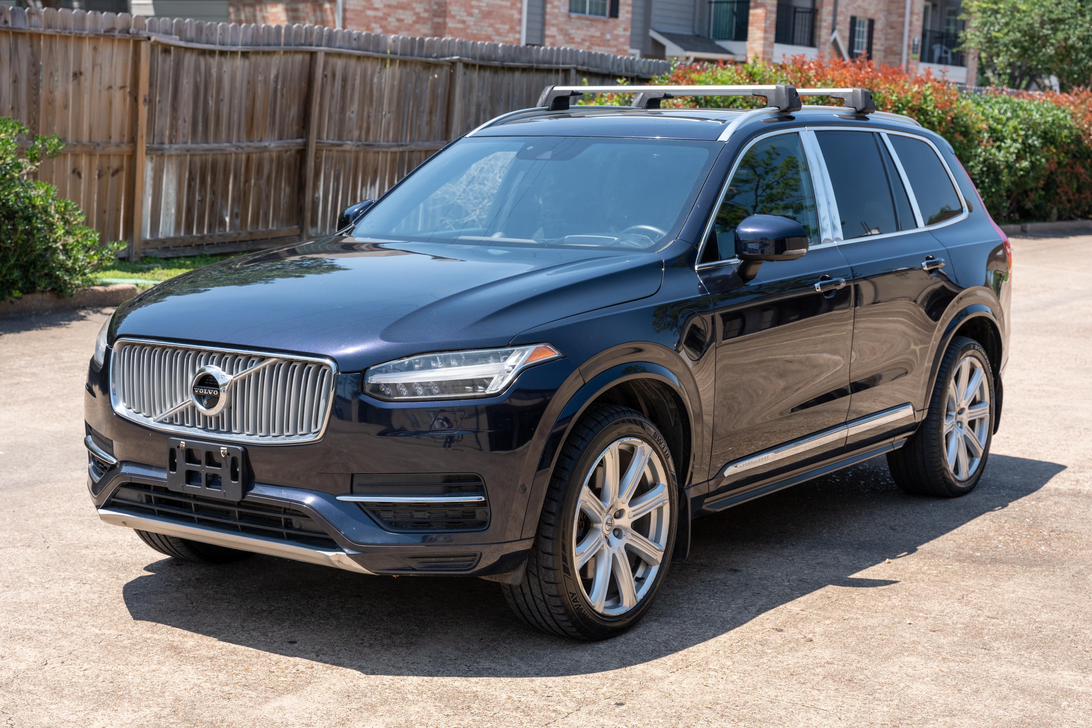 2017 Volvo XC90 sold at auction for $15,500