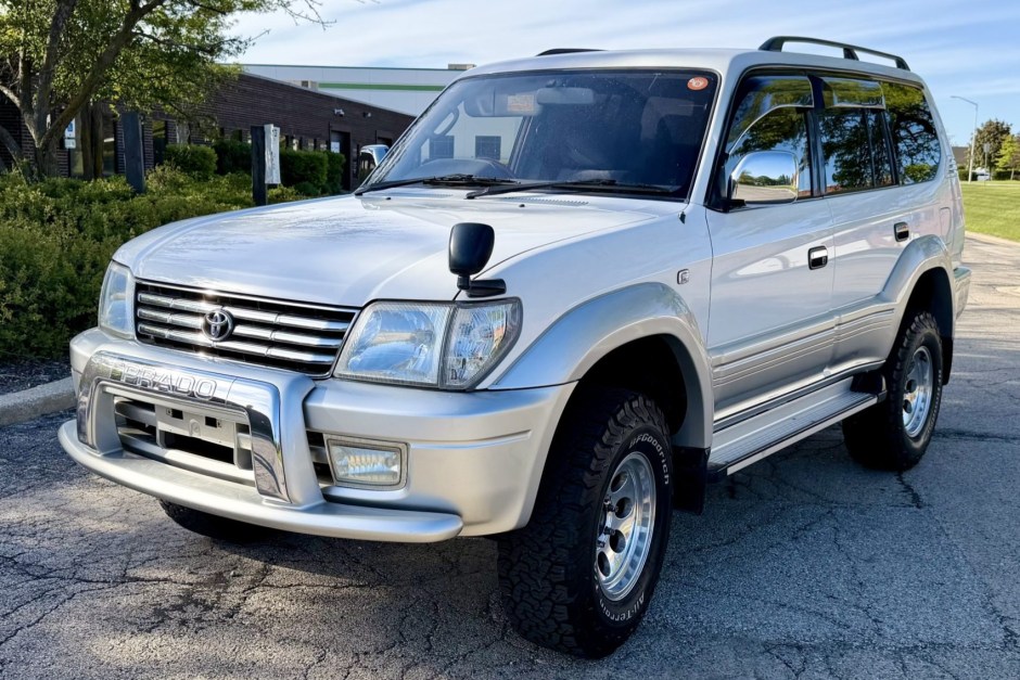 2000 Toyota Prado sold at auction for $13,600