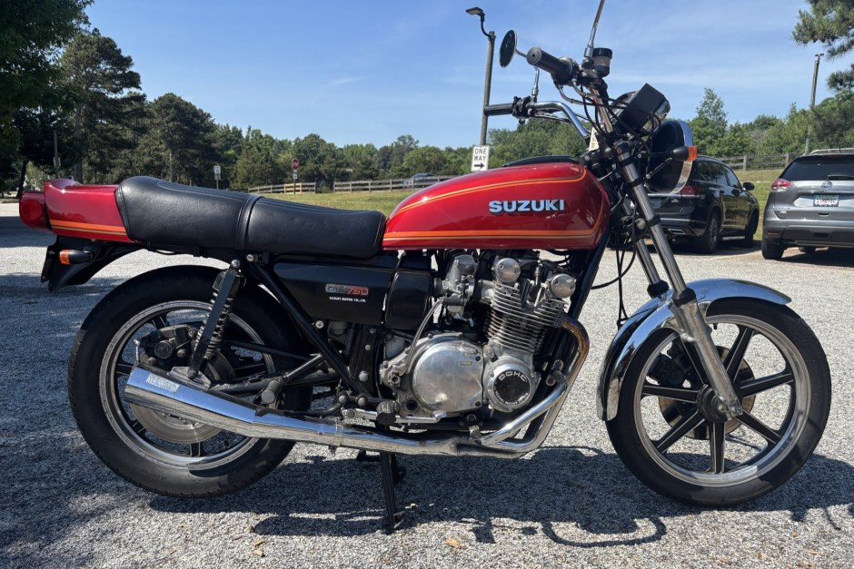 1977 Suzuki Motorcycles sold at auction for $1,300