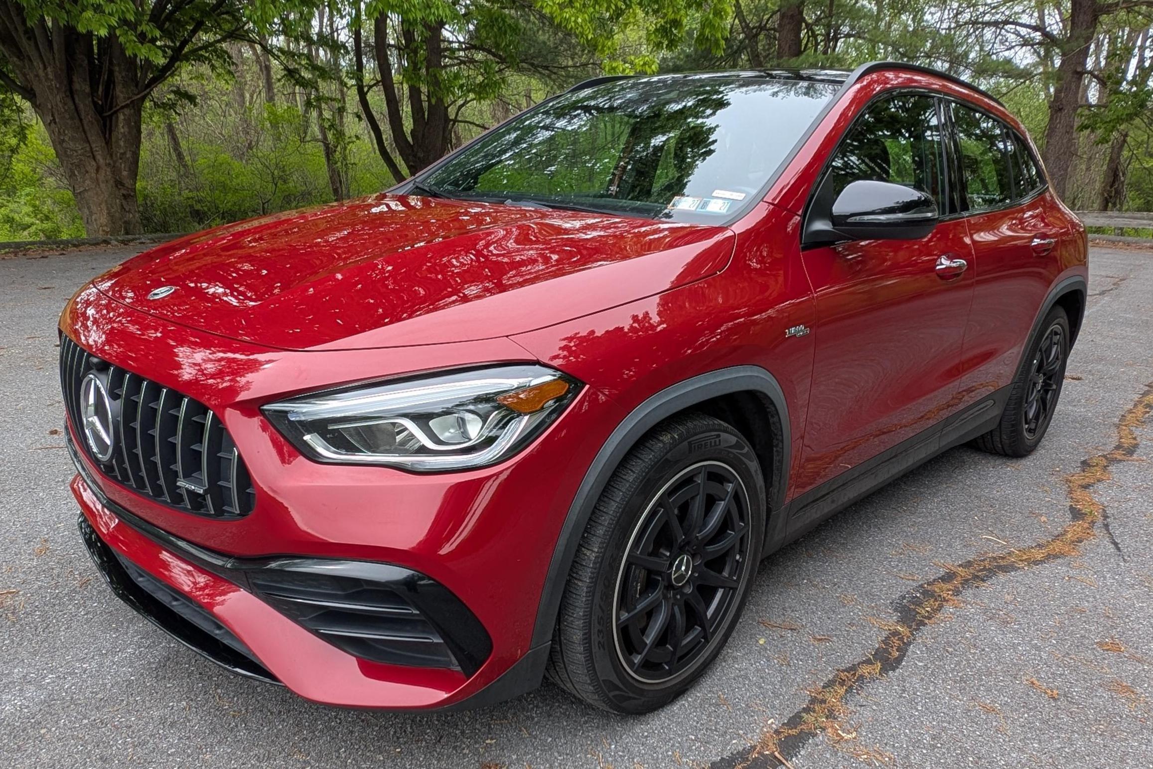2021 Mercedes-Benz GLA-Class sold at auction for $30,000