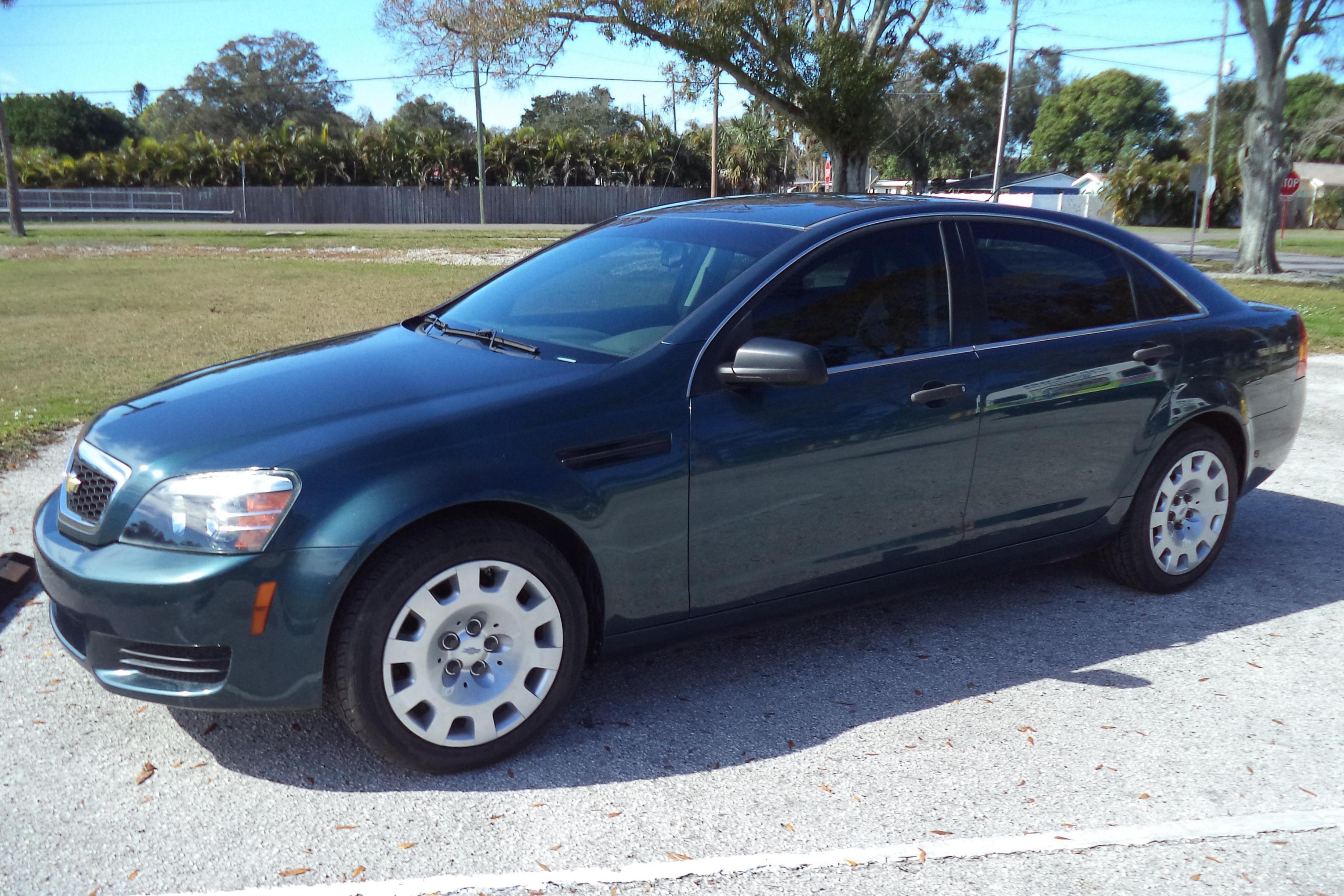 2013 Chevrolet Caprice sold at auction for $12,100