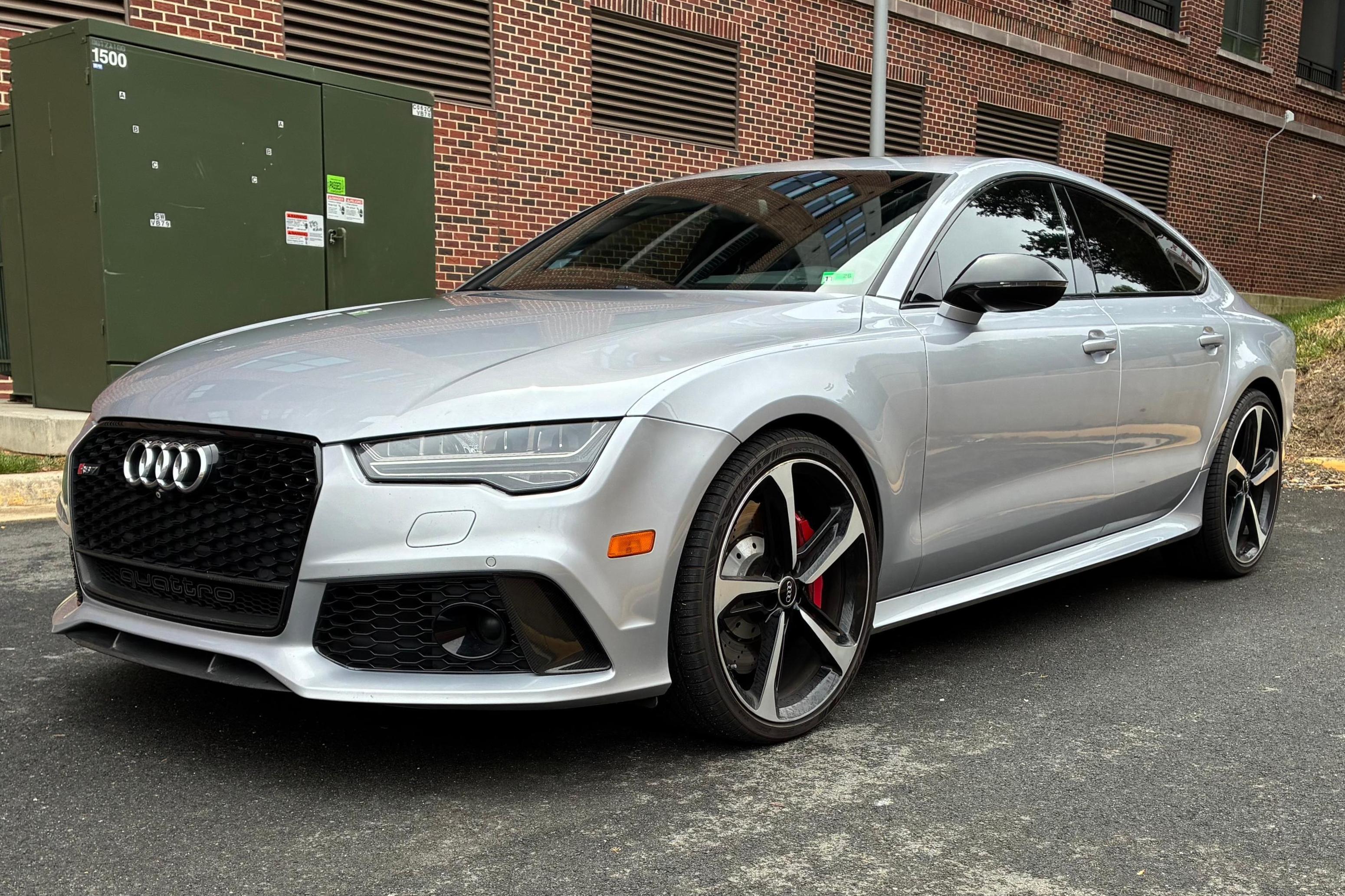 2016 Audi RS7 sold at auction for $27,250