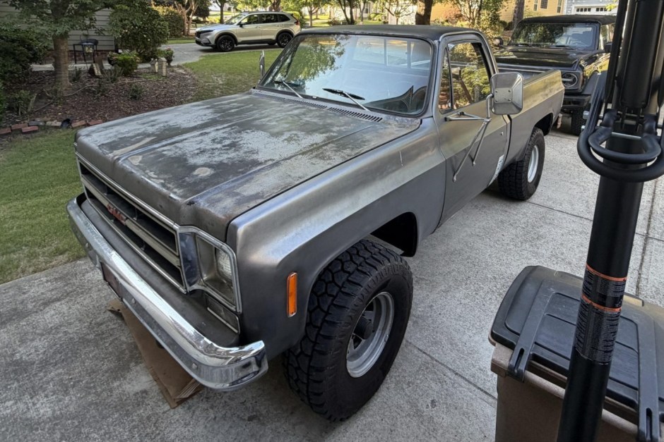 1976 GMC C/K sold at auction for $7,000