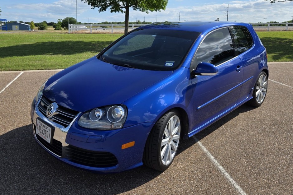 2008 Volkswagen Golf sold at auction for $7,000