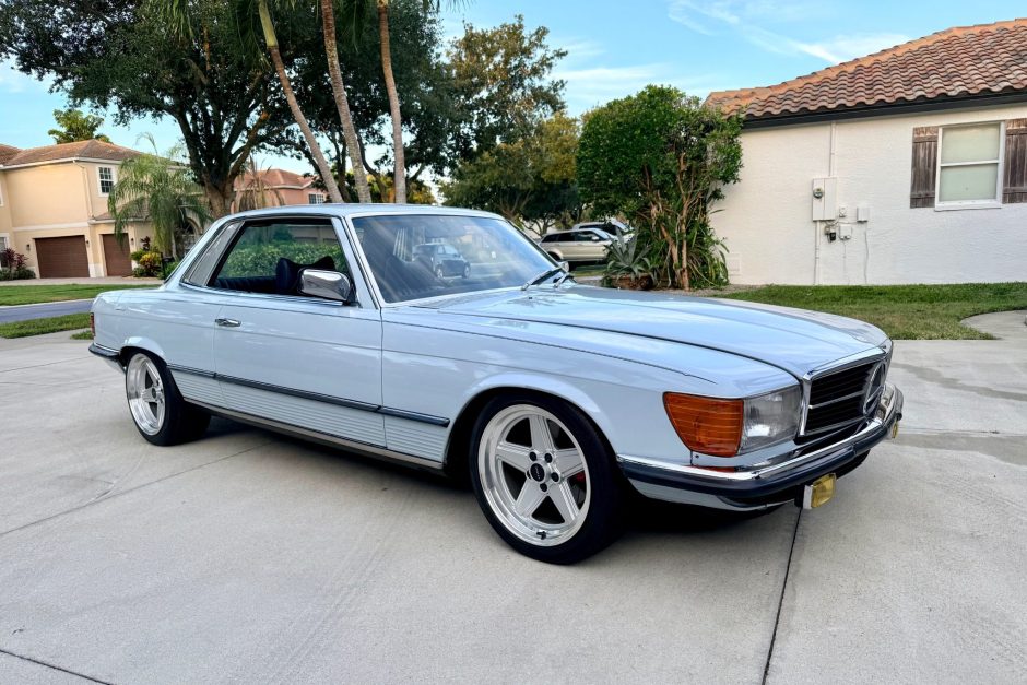 1977 Mercedes-Benz SLC sold at auction for $13,000