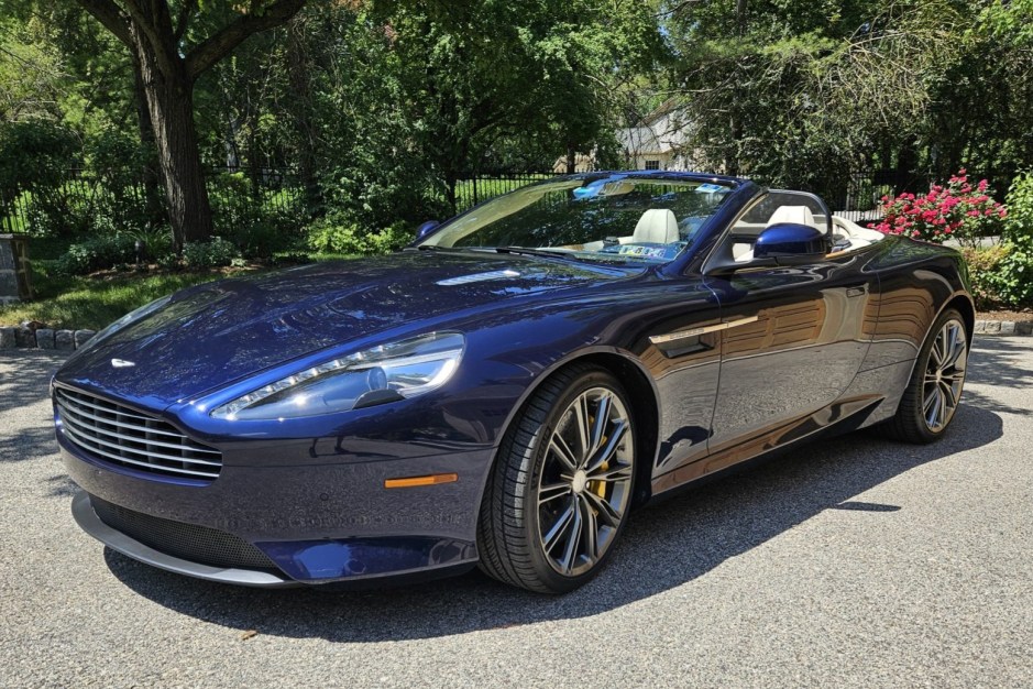 2013 Aston Martin DB9 sold at auction for $80,000