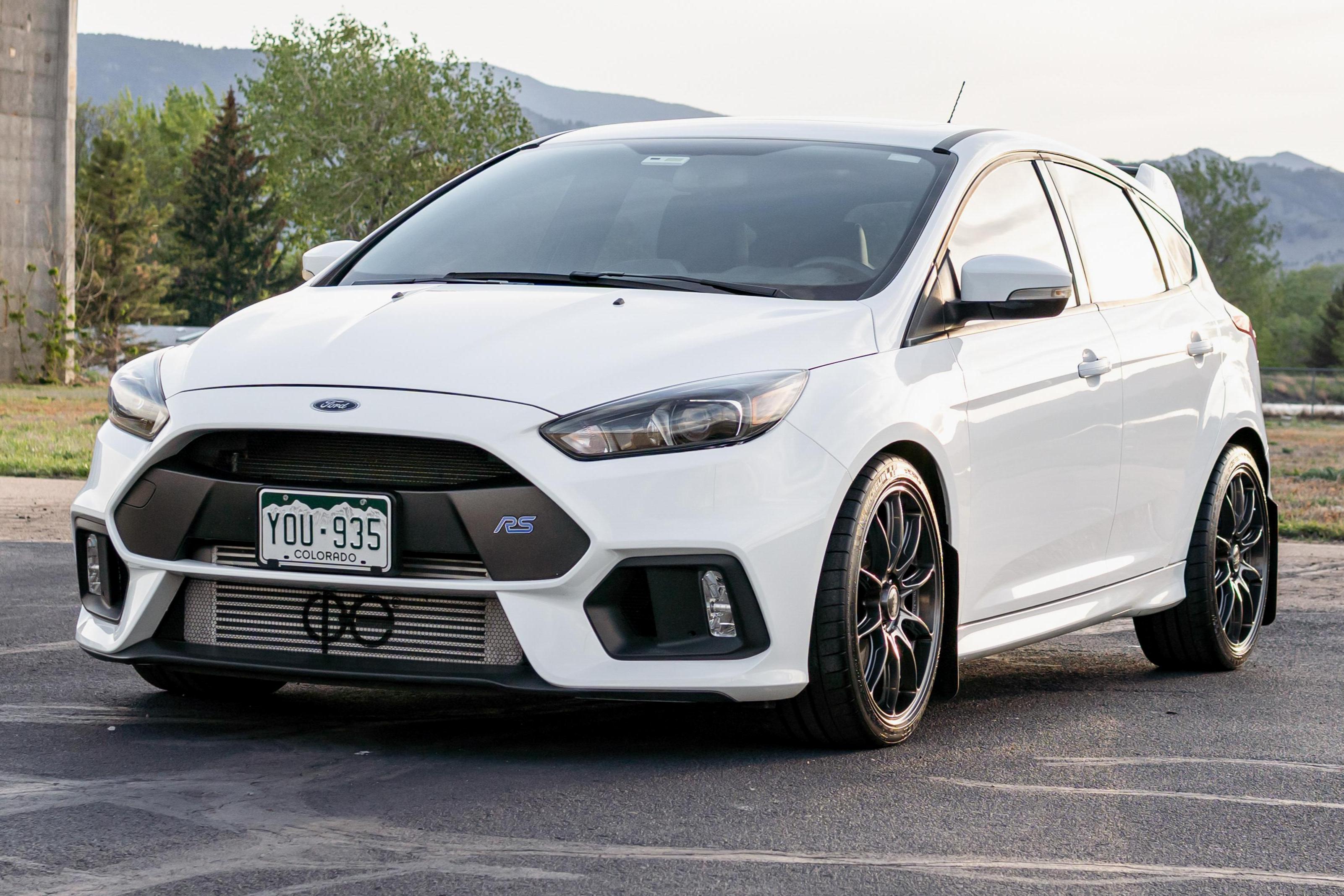2017 Ford Focus RS sold at auction for $39,500
