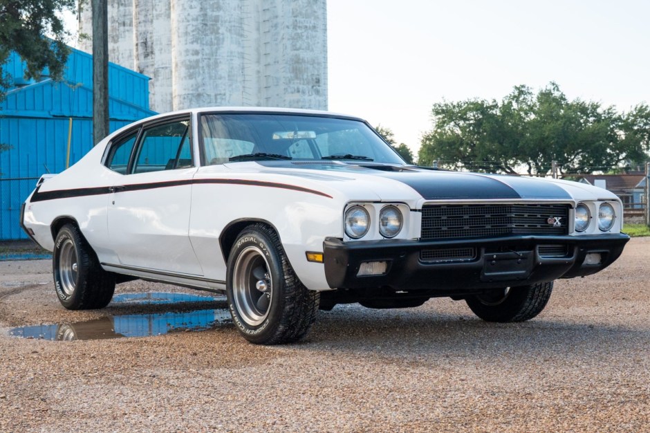 1971 Buick Skylark sold at auction for $15,000