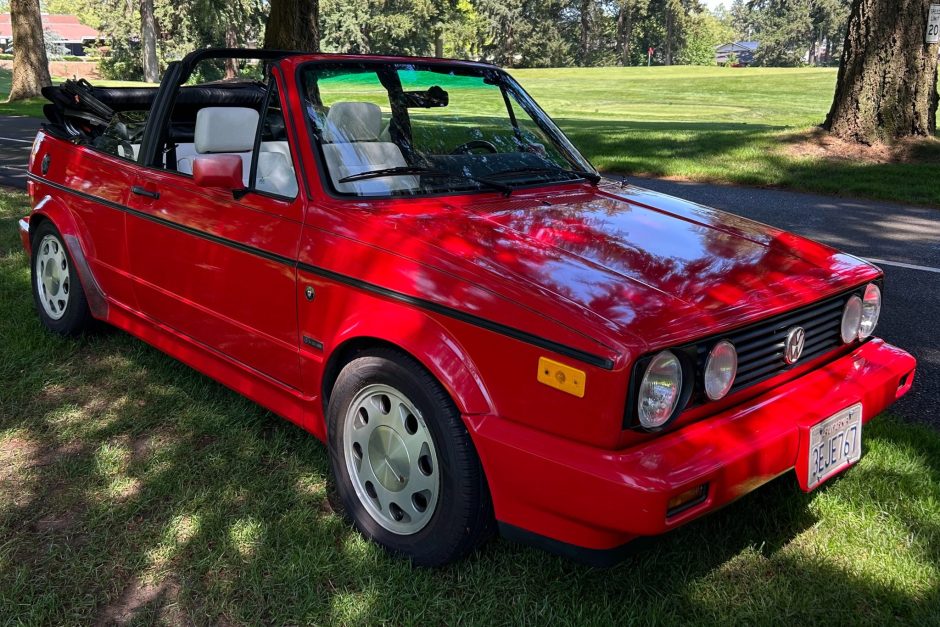 1992 Volkswagen Cabriolet sold at auction for $12,500