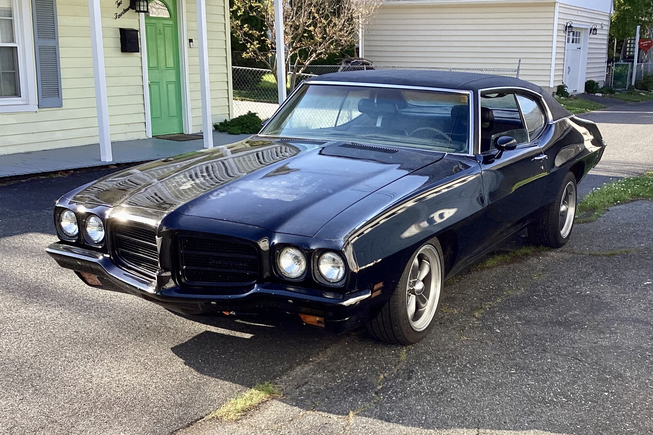 1972 Pontiac LeMans sold at auction for $8,250