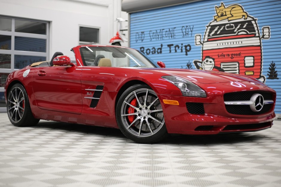 2012 Mercedes-Benz SLS AMG sold at auction for $153,500