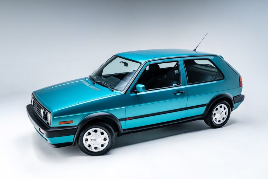 1992 Volkswagen Golf sold at auction for $23,000