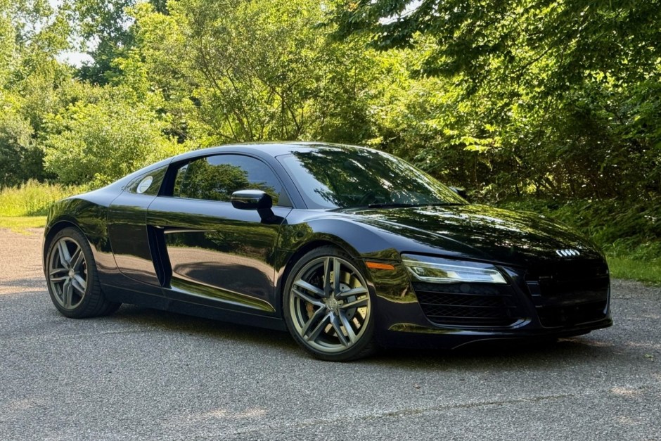 2014 Audi R8 sold at auction for $74,420