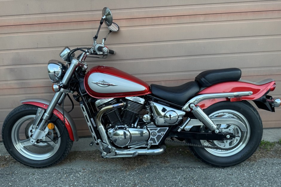 1997 Suzuki Motorcycles sold at auction for $2,100