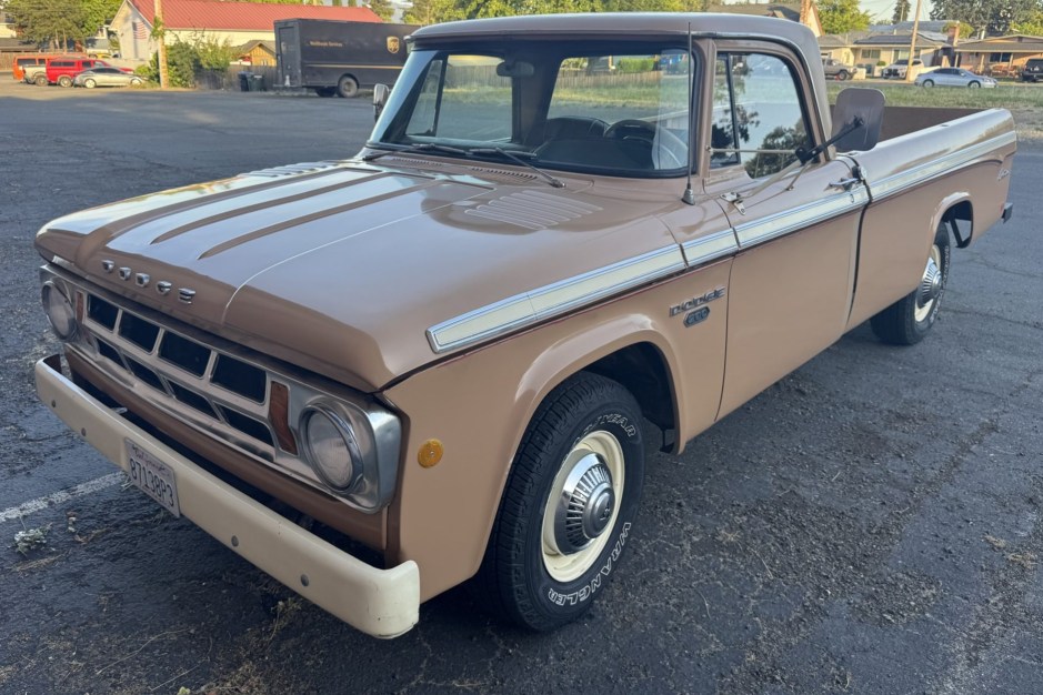 1968 Dodge D Series sold at auction for $13,777