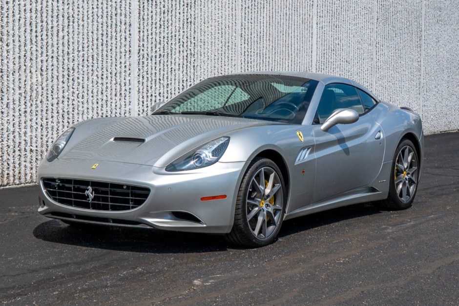 2012 Ferrari California sold at auction for $83,000