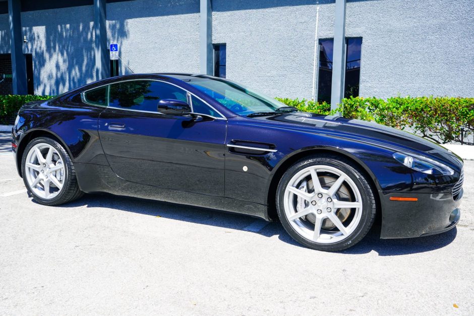 2007 Aston Martin V8 Vantage sold at auction for $40,750