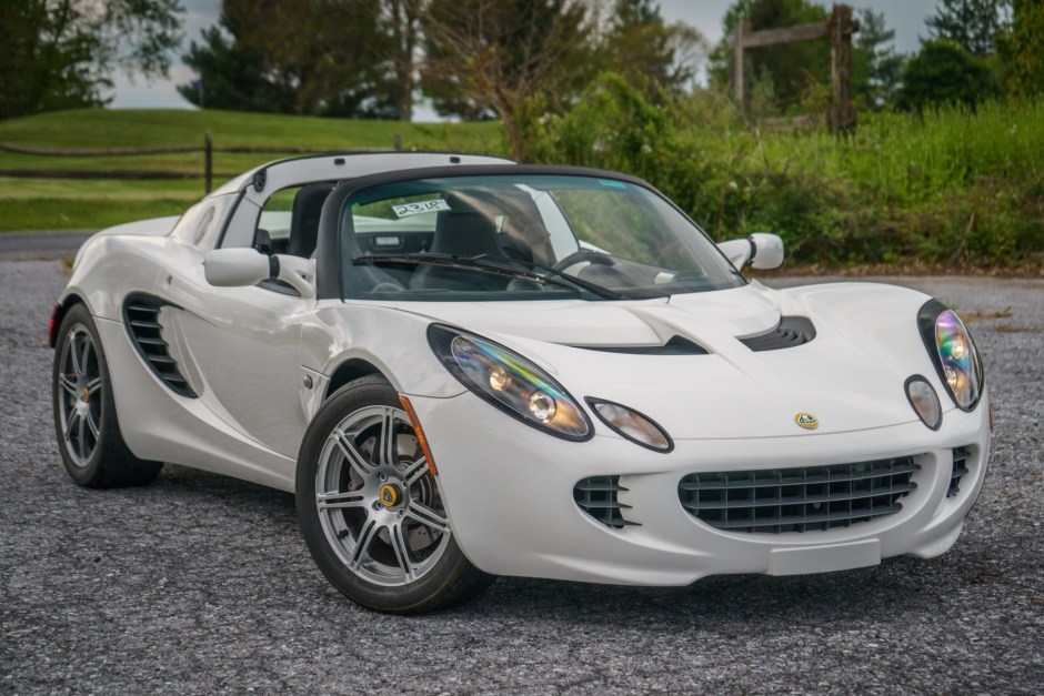 2006 Lotus Elise sold at auction for $65,000