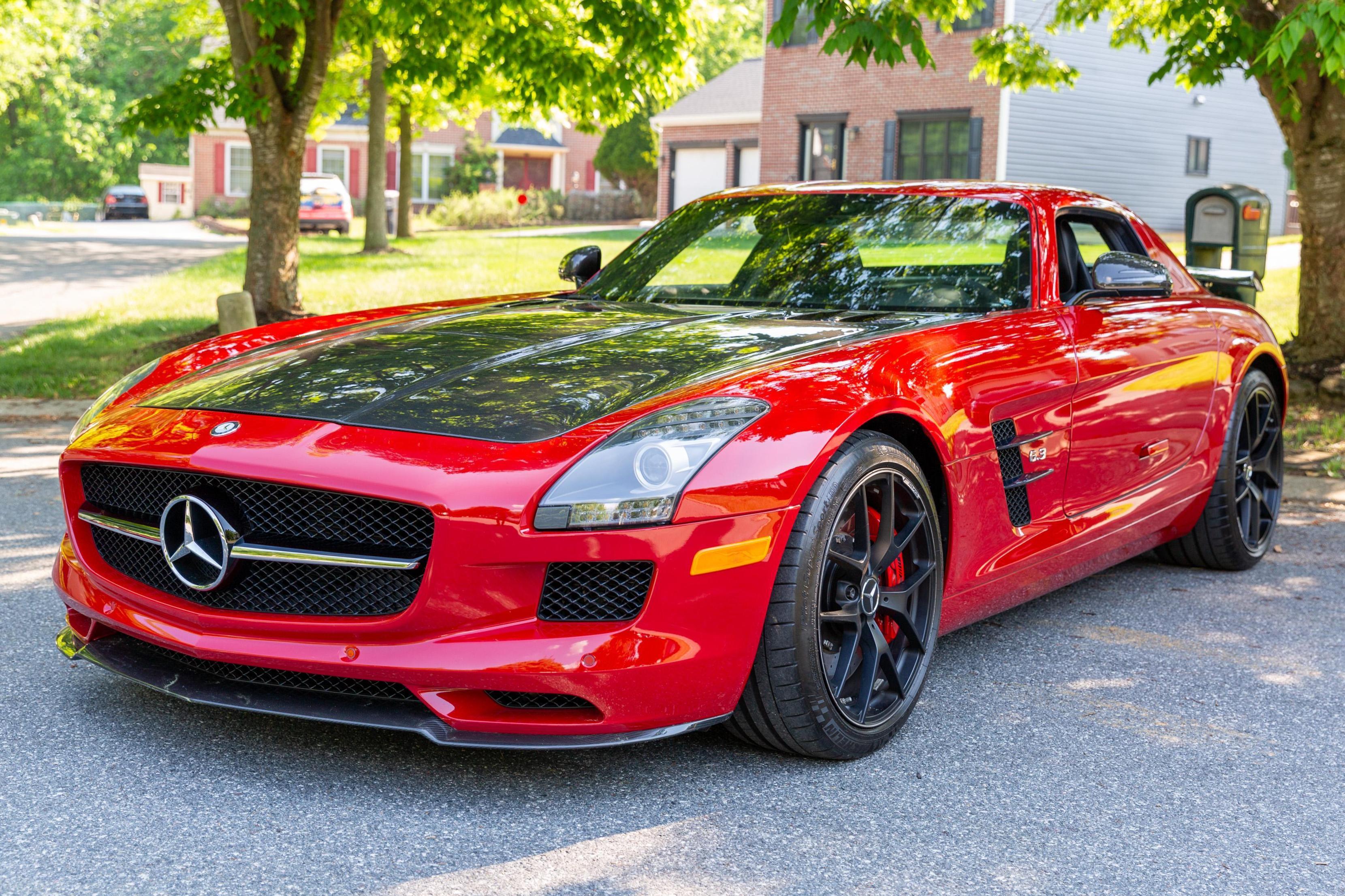 2013 Mercedes-Benz SLS AMG sold at auction for $360,000