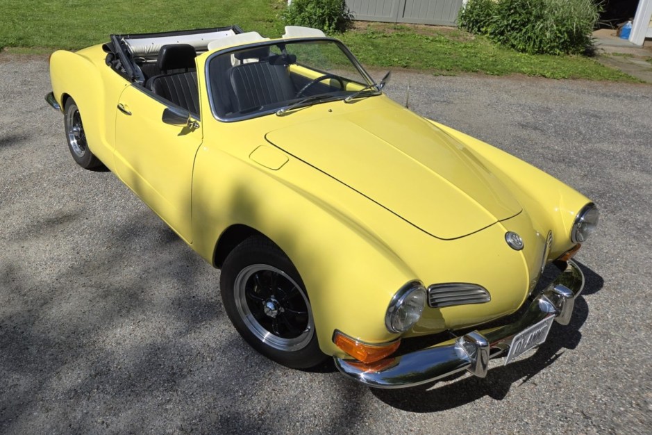 1970 Volkswagen Karmann Ghia sold at auction for $19,500