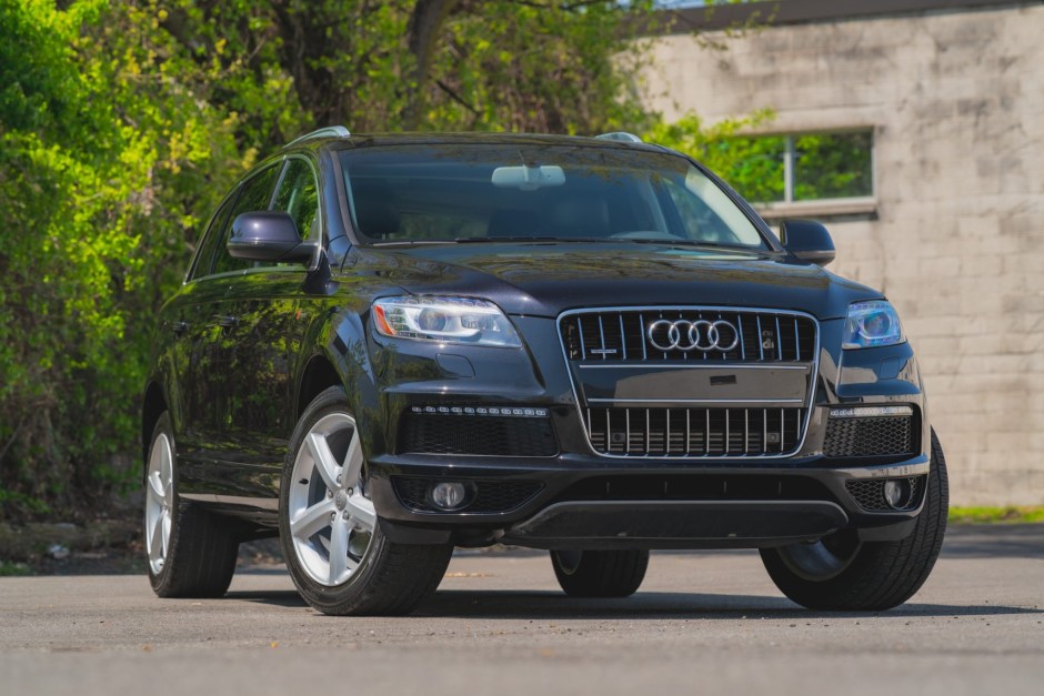 2013 Audi Q7 sold at auction for $15,000