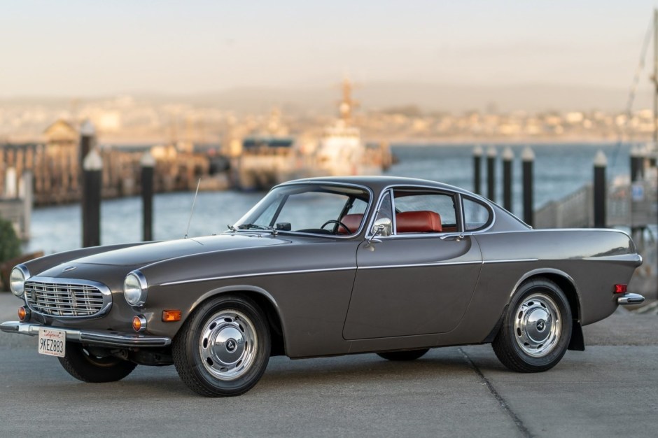 1969 Volvo 1800 sold at auction for $40,000