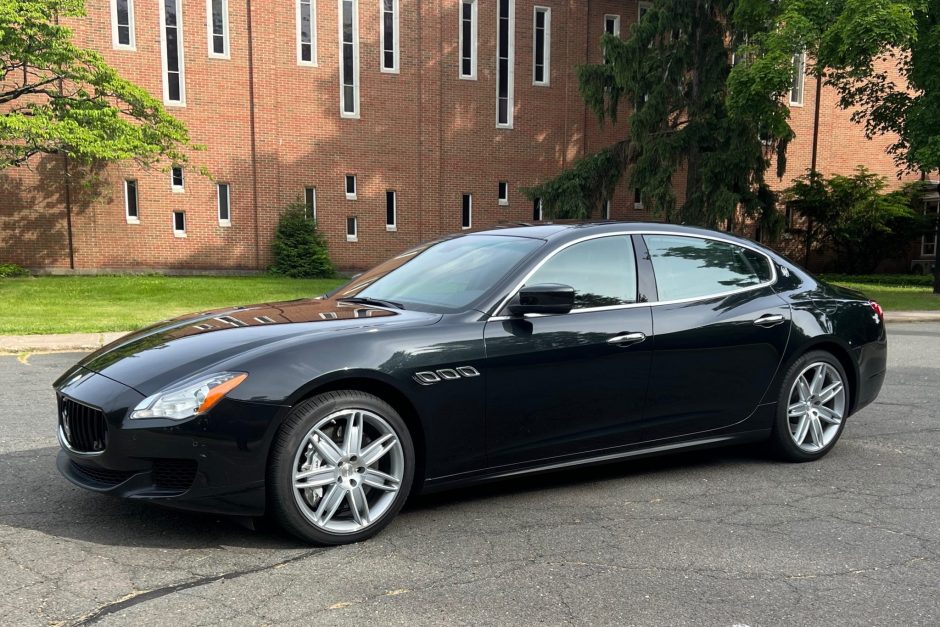 2014 Maserati Quattroporte sold at auction for $14,750