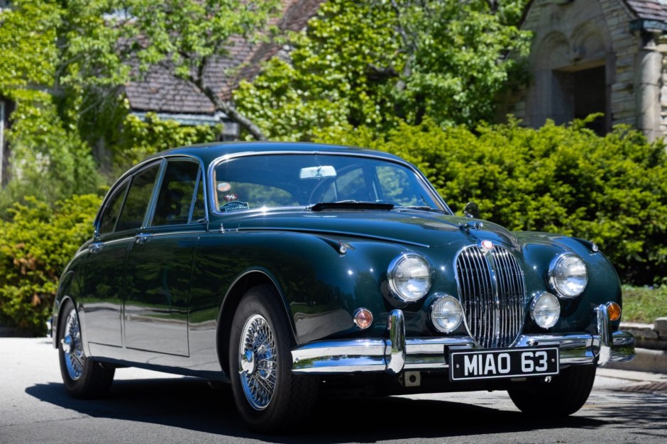 1963 Jaguar Mk II sold at auction for $53,500