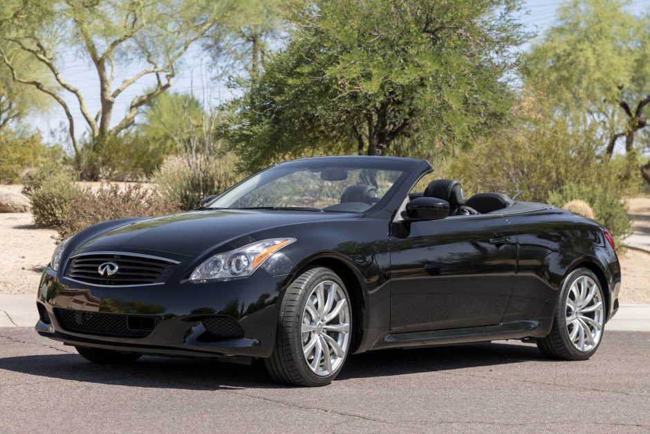 2009 Infiniti G sold at auction for $16,600