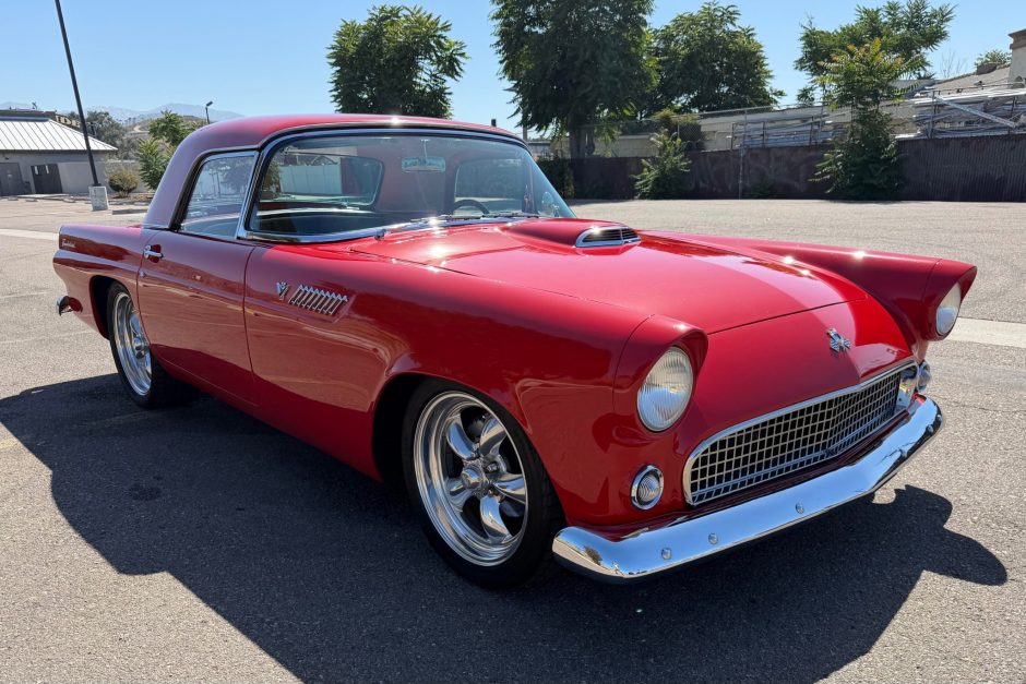 1955 Ford Thunderbird sold at auction for $34,500
