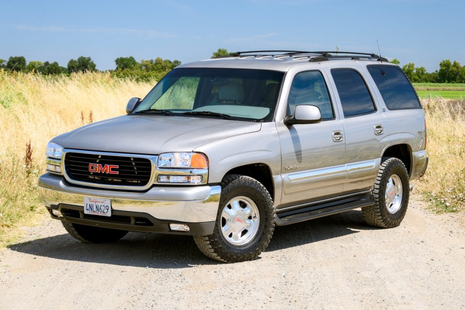 2000 GMC Yukon sold at auction for $14,500
