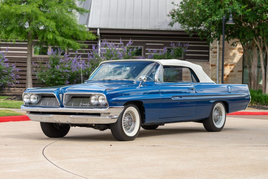 1961 Pontiac Catalina sold at auction for $59,421