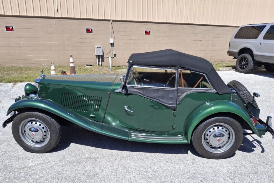 1951 MG TD sold at auction for $8,750
