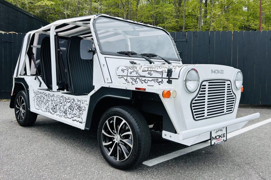 2023 Mini Moke sold at auction for $20,000