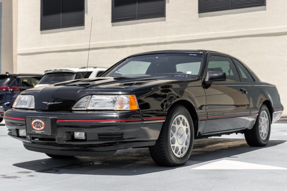1988 Ford Thunderbird sold at auction for $16,000
