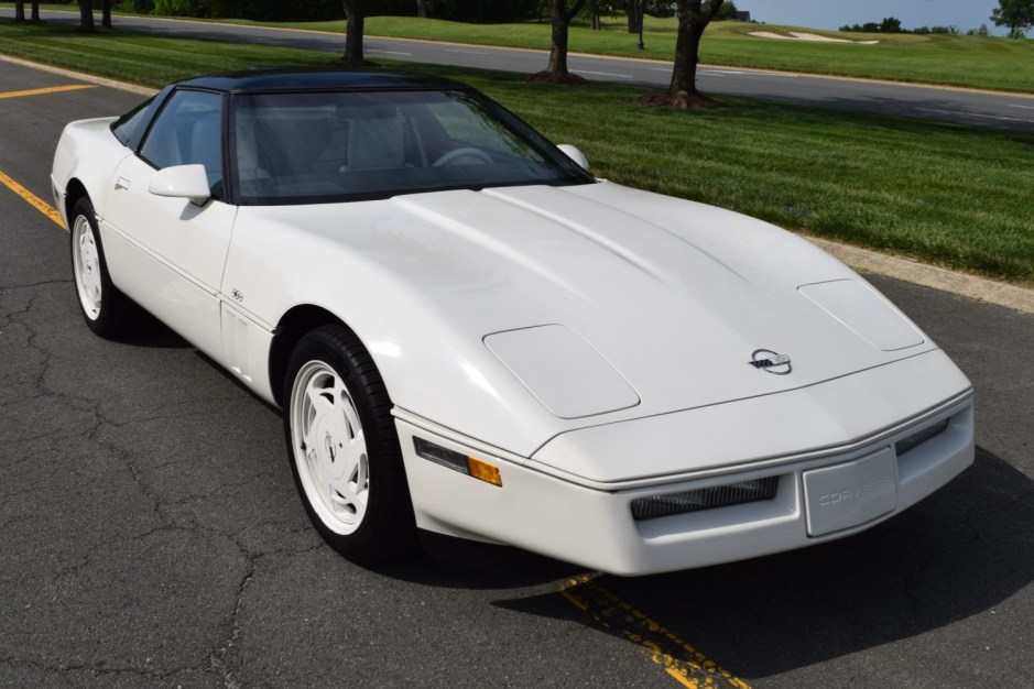 1988 Chevrolet Corvette sold at auction for $22,000